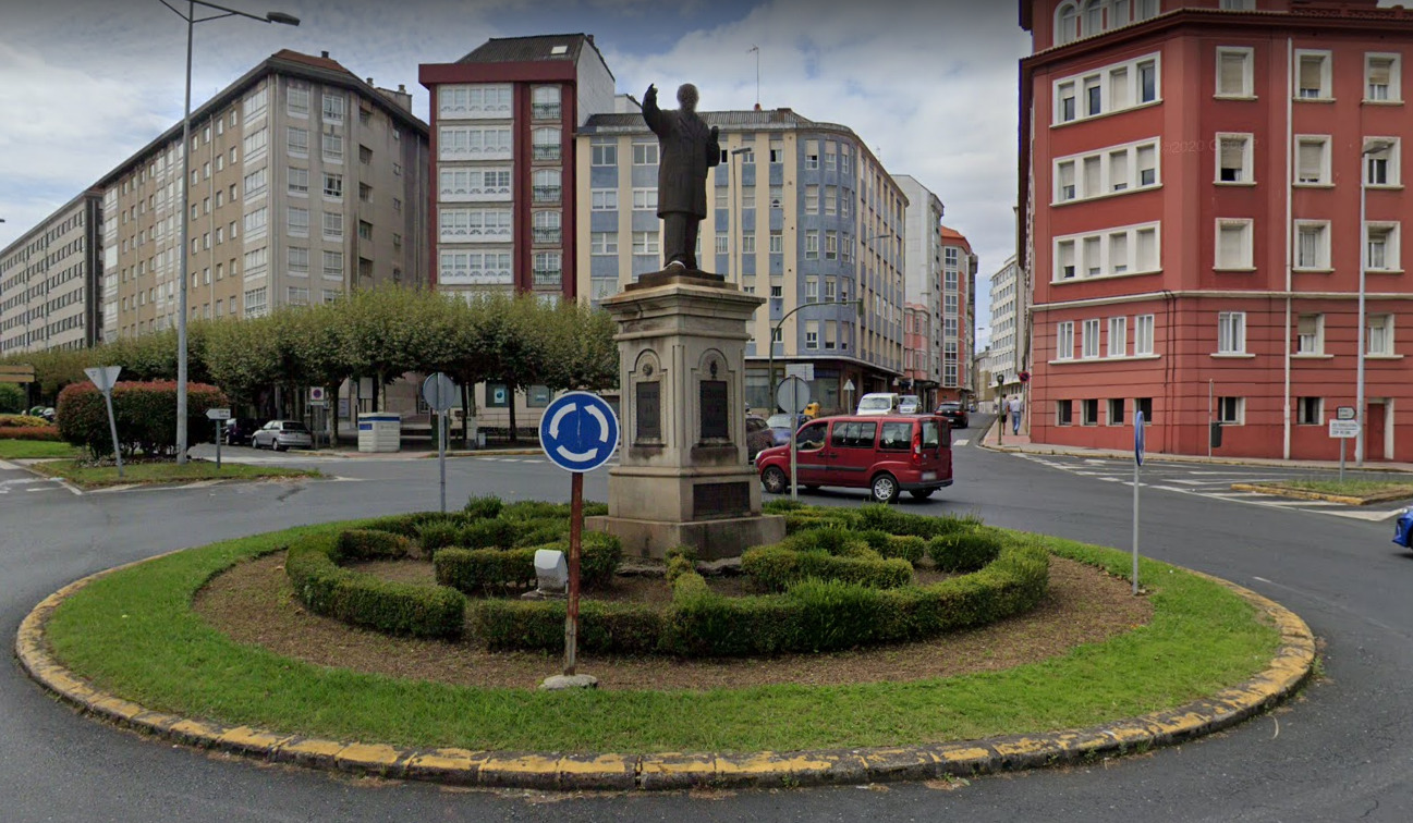 Estatua González Llanos avenida de Esteiro Ferrol